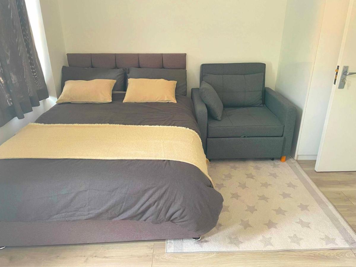 Studio Flat Private Bathroom Wc And Kitchenette London Luaran gambar